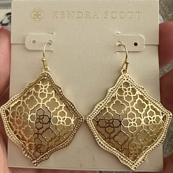 Kendra Scott Kirsten Gold Drop Earrings In Gold Filigree Mix NEW - Picture 3 of 3